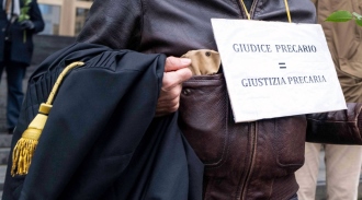 Giustizia: vicini a precari e preoccupati per tagli comparto