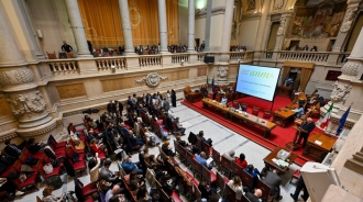 L'assemblea approva la mozione programmatica: otto punti per il rinnovamento della magistratura