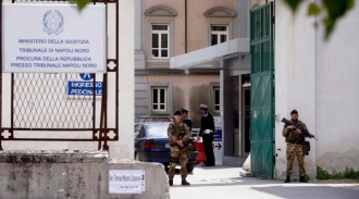Vicini a colleghi Napoli Nord, sciopero è diritto costituzionale