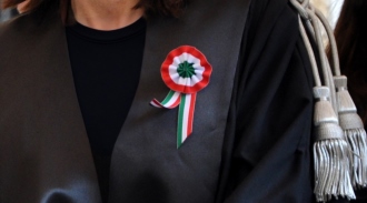 Biella: vicini a magistrata oggetto di interrogazione perché ha indossato coccarda